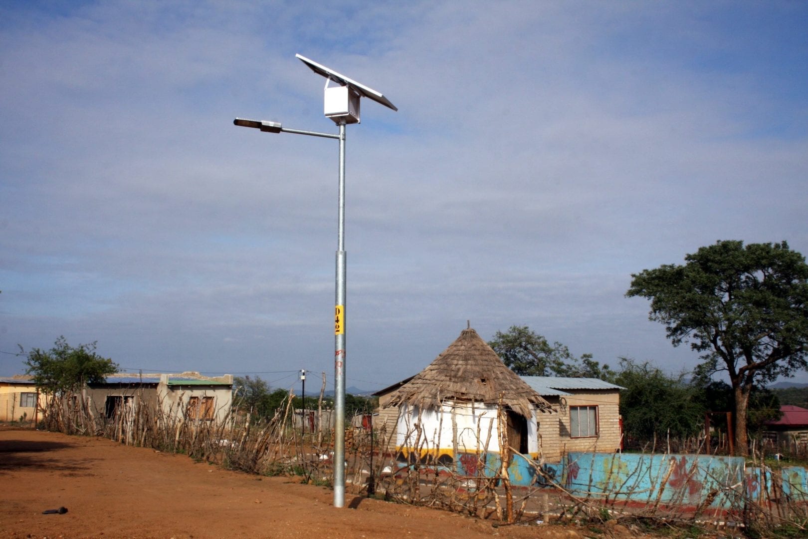 Solar street lamps for Paua City, CAR